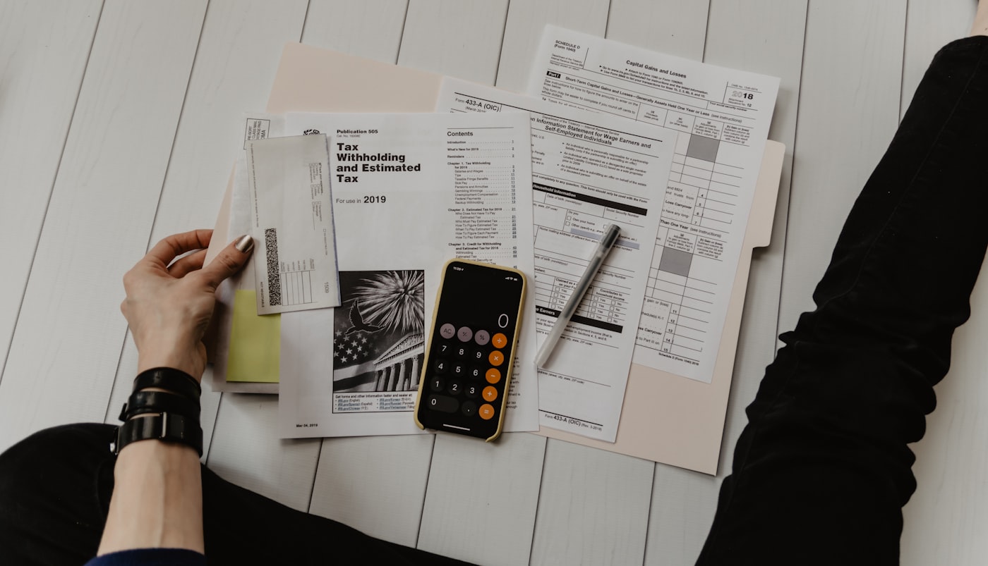 Invoices, payments, and reports — resource cover
